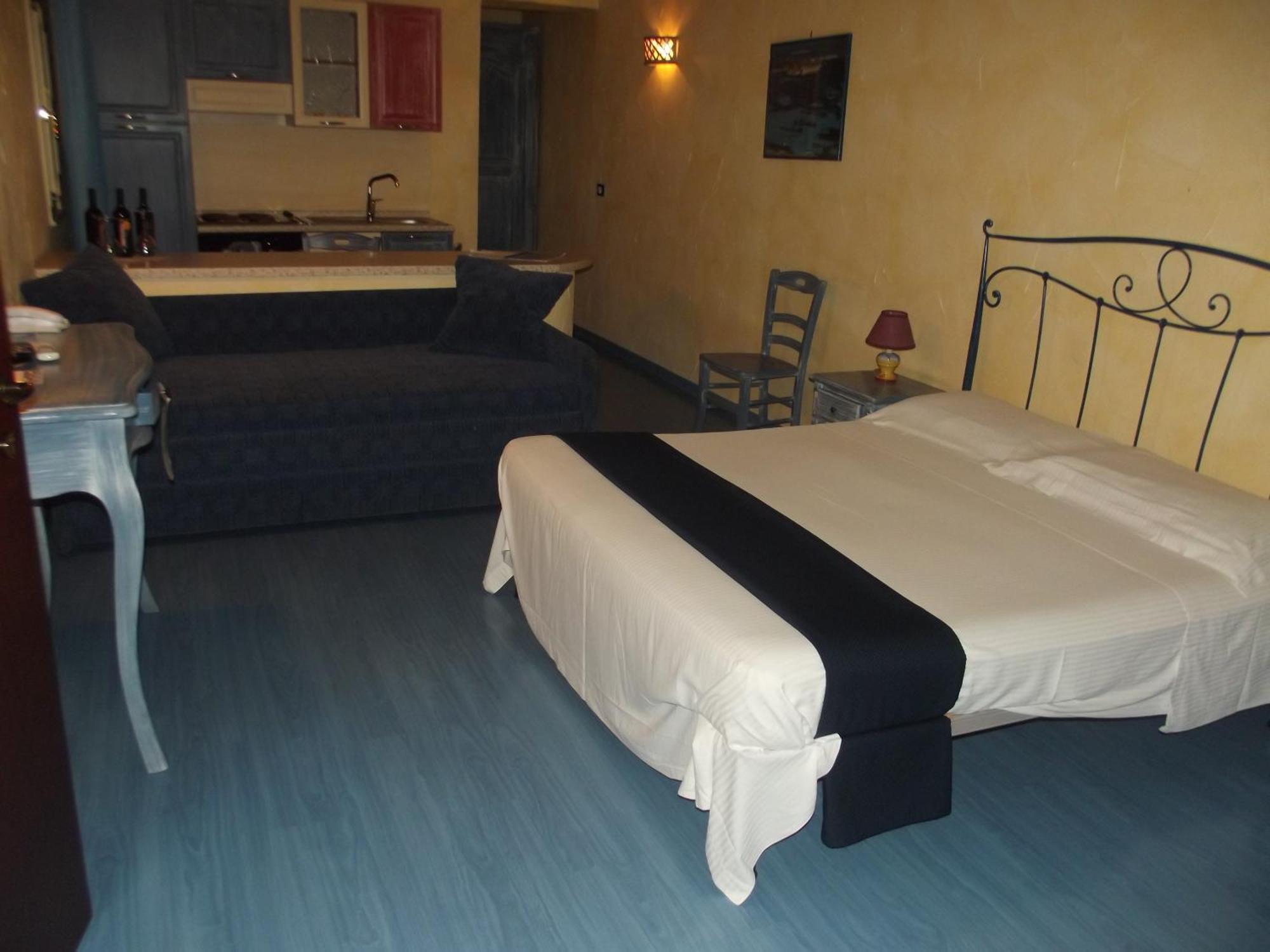Hotel Residence Le Chiavi Di San Francesco Trapani Exteriör bild